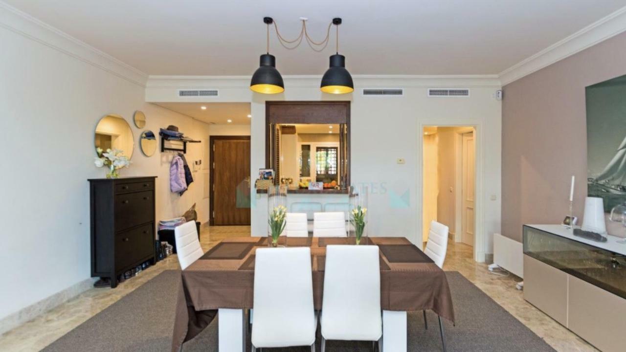 Apartment Alminar De *